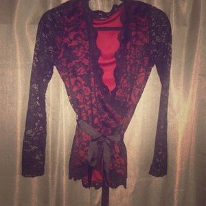 Never Worn Wrap Top 🌹